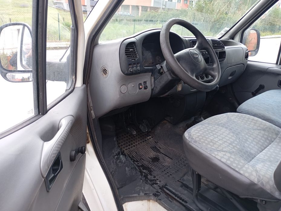 Ford Transit 2.5 7 lugares