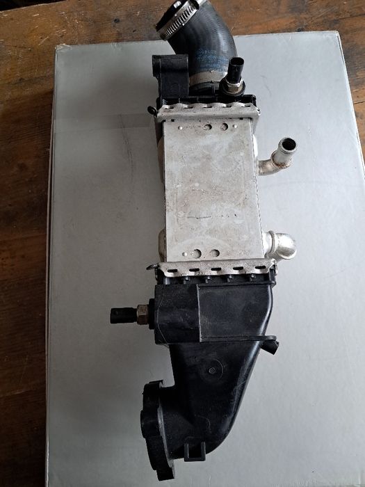 Радіатор інтеркулера VW Polo 1.4tdi 2009-2016 04B145749K