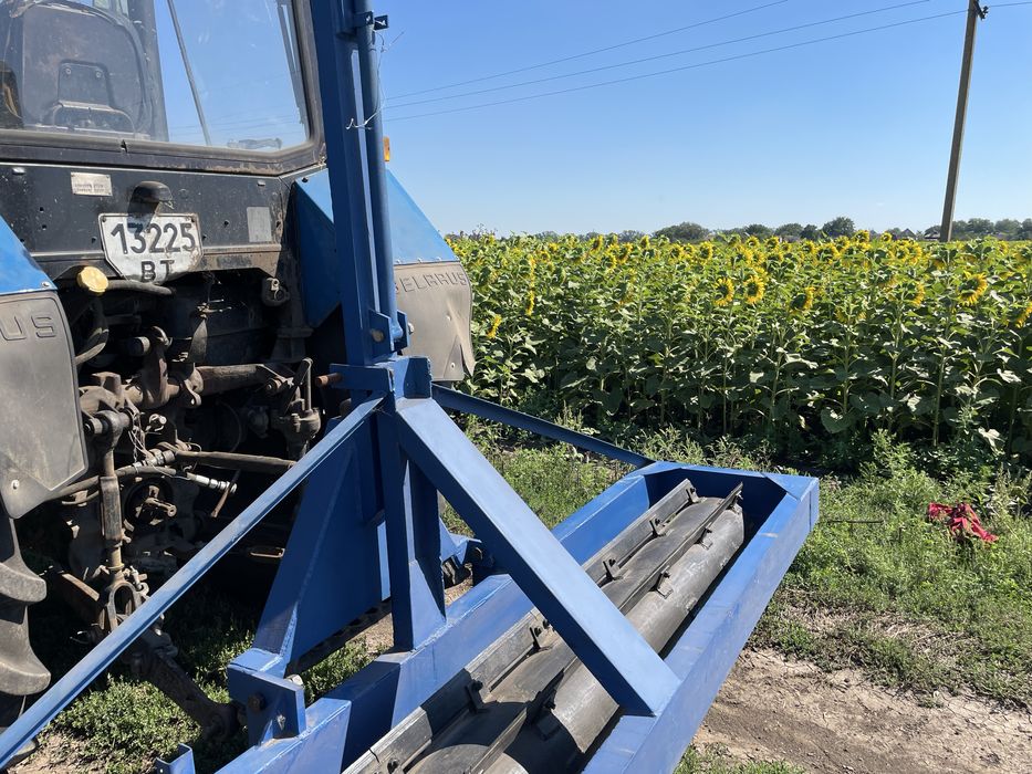 Измельчитель , подрібнювач , каток