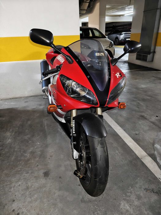 Yamaha YZF R1 de 2000 com 5000km!!! 100% original para coleccionadores