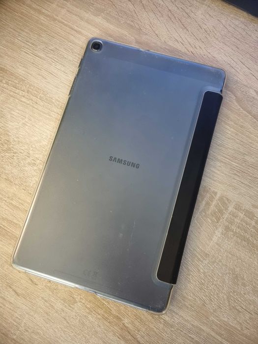 Комплект планшет Samsung Galaxy Tab A SM-T510, чохол, підсумок.