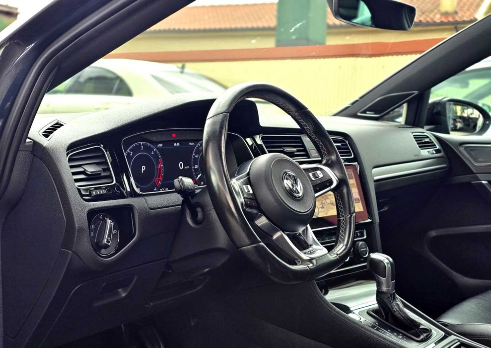 Volkswagen Golf 7.5 Gtd 2.0Tdi 184Cv Dsg (Look GTI)  "Full Extras"