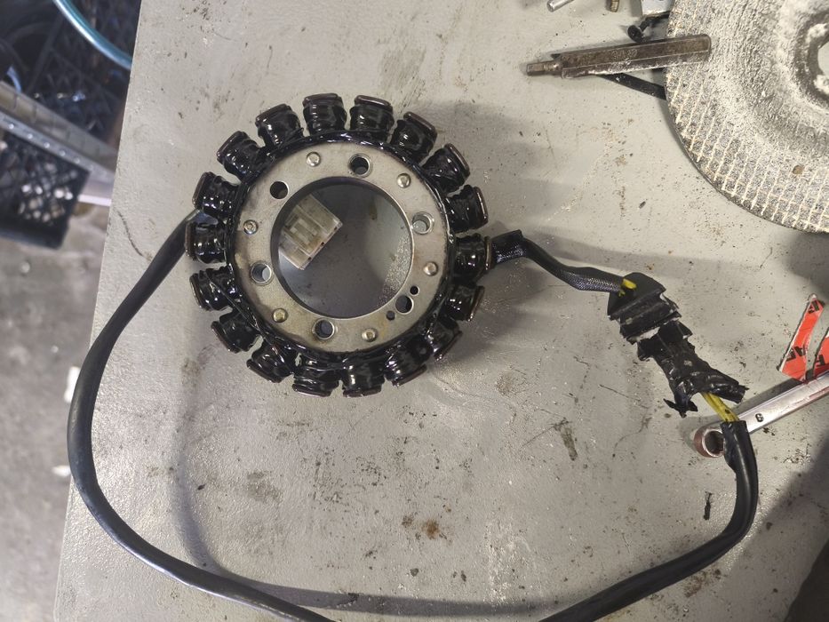 Stator, stojan, alternator Honda CBR 929 rr