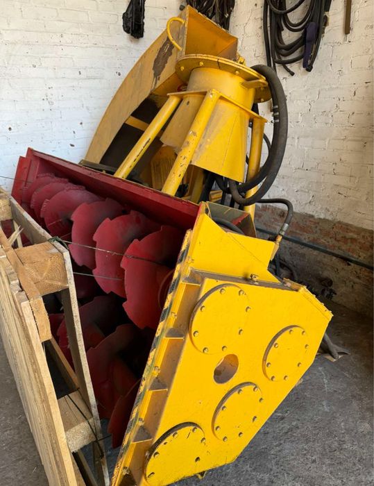 Снегоуборочная машина фрс 200