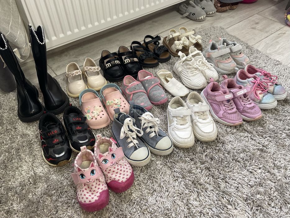Дитяче взуття 23,24,25 розміру