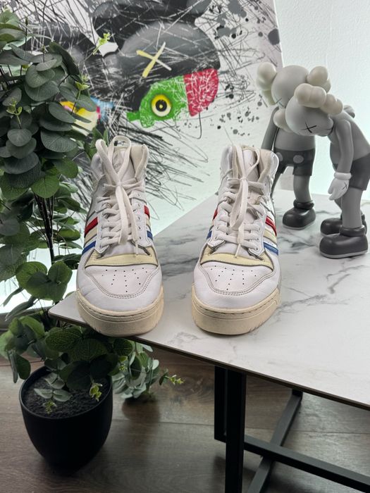Кросівки Adidas Rivarly High 44.5 розмір Е8789