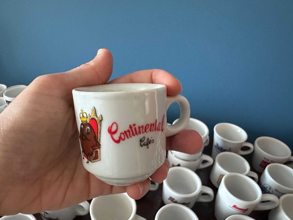 Coleção de chávenas de café