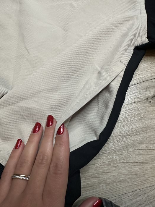 Bluzka sportowa na krótki rękaw | S / 36 | czarno-beżowa