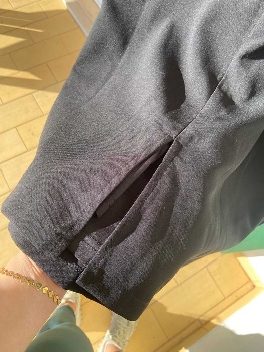 vestido preto detalhes dourados. NOVO nunca usado