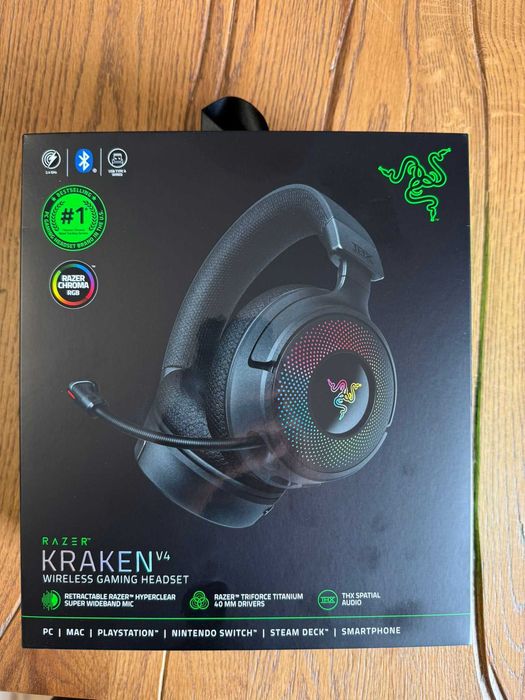 Headset Razer Kraken V4