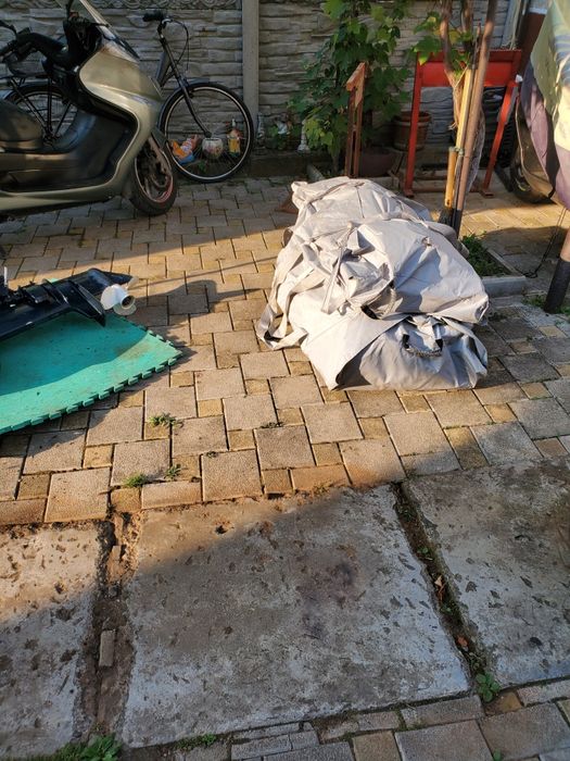 Продам моторну лодку каліпсо 380.