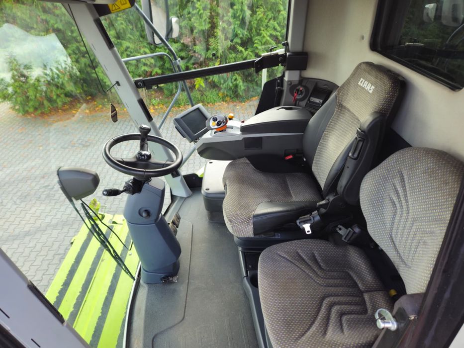 Claas Lexion 670 + V770 rok 2020