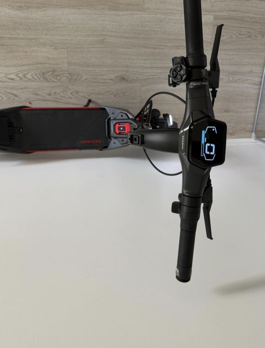 Segway-Ninebot ZT3 Pro (Como Nova) – Trotinete Todo-o-Terreno