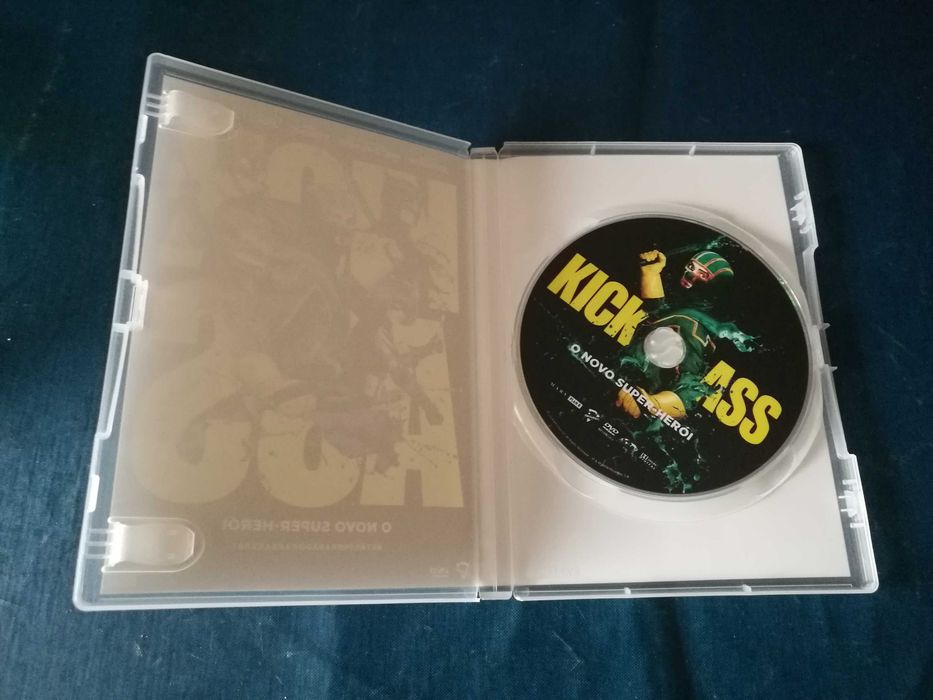 KICK-ASS DVD (legendagem em Português)