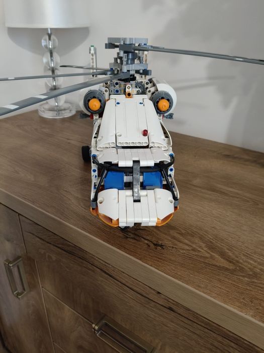 LEGO technic 42052