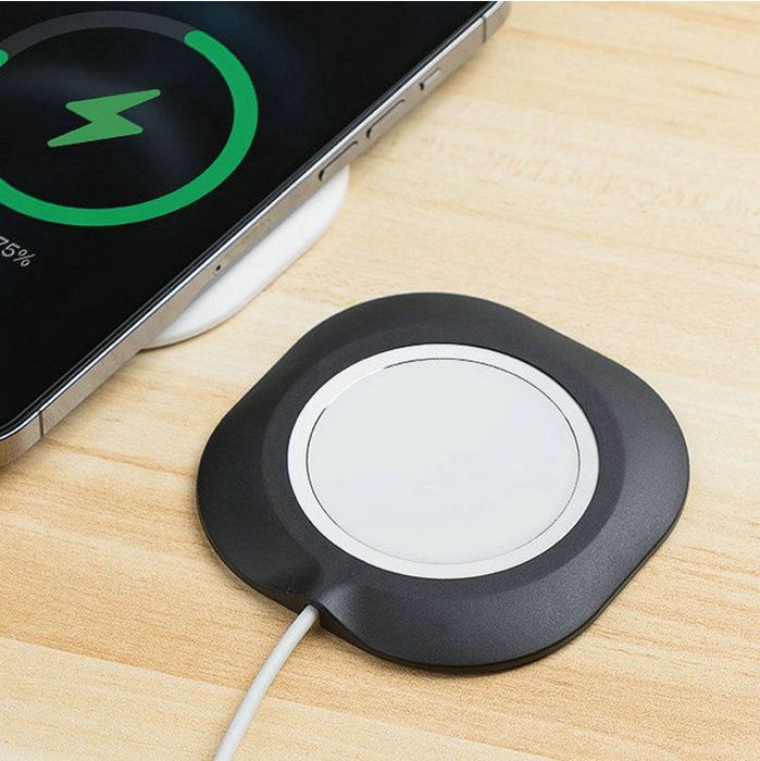Накладка тримач для бездротової зарядки MagSafe Charger