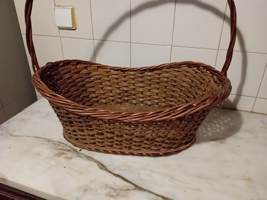 Cestinha Em Verga Antiga Decorativa