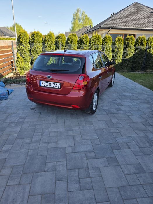Zadbana kia ceed