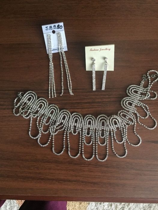 Продается шикарное новое колье с сережками