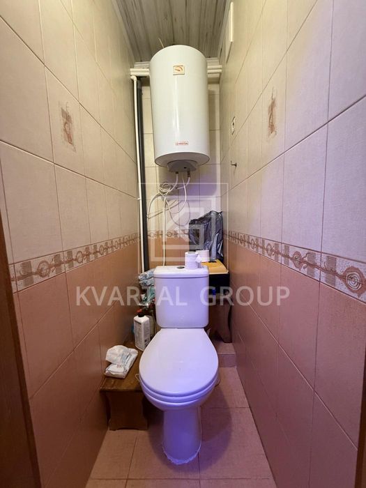 ПРОДАЖ З кімнатна квартира в центрі міста З ремонтом