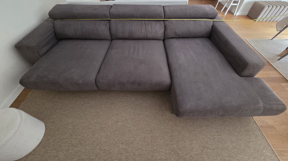 Sofá Pedro Ortiz chaise longue esq