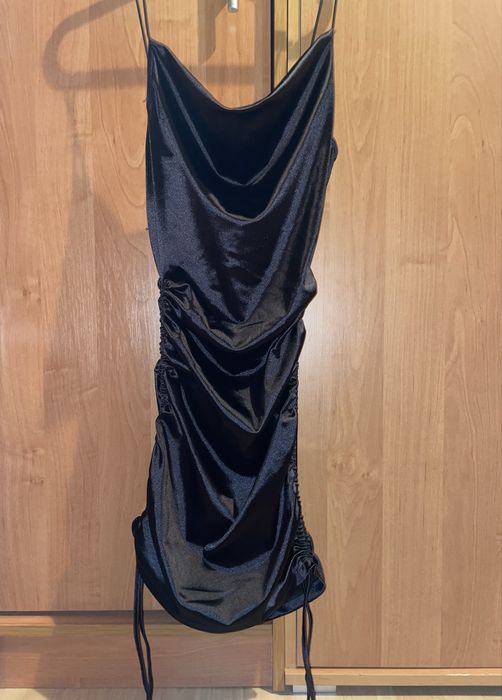 Sukienka mini sexy z wiązaniem