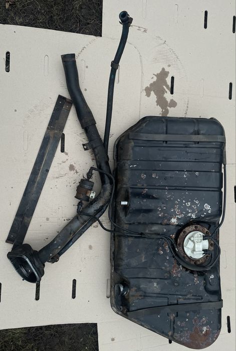 Бак ВАЗ інжекторний