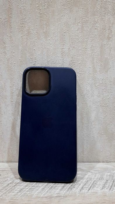 Продам чехол на Apple iPhone 12 Pro Max