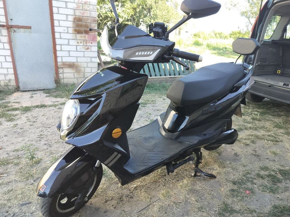 Продаж електроскуткера