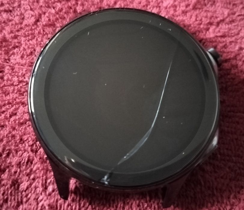 Zegarek OnePlus Watch 2 pęknięta szybka