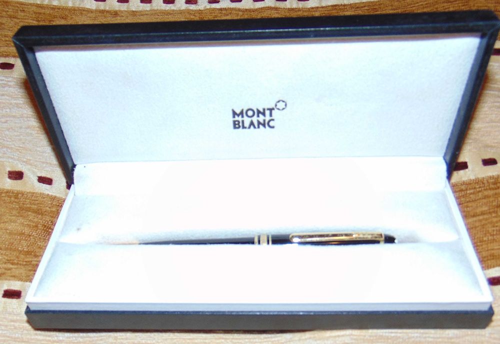 Caneta esferográfica Mont Blanc Meisterstuck