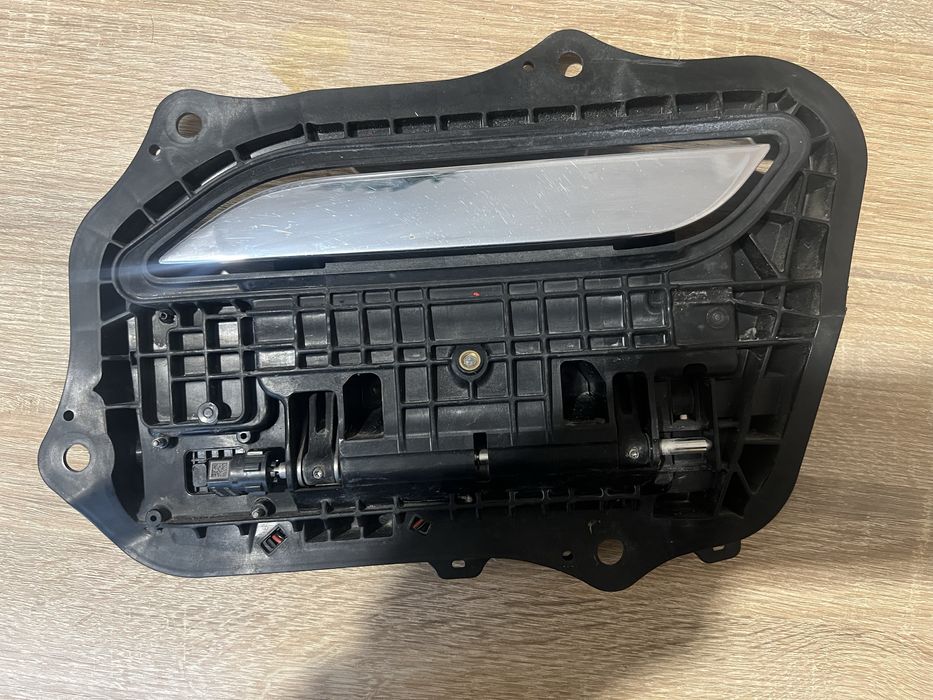 Ручка  TESLA MODEL S  Gen 3