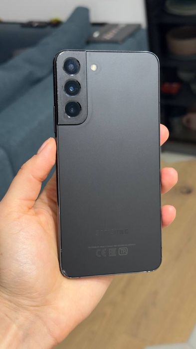 Samsung galaxy s 22 plus