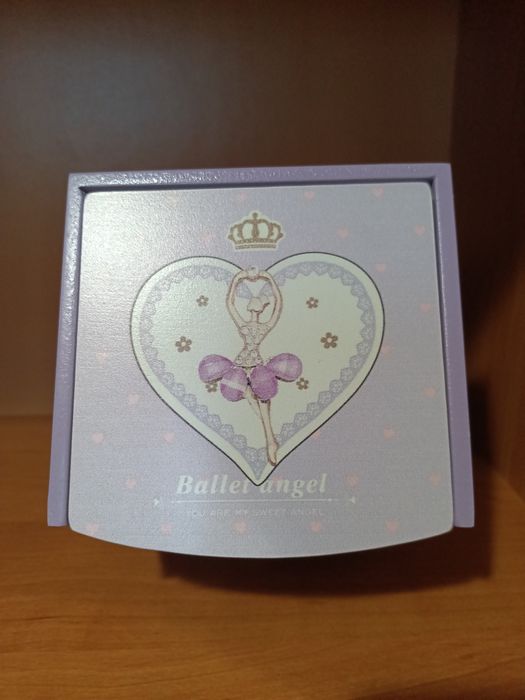 Шкатулка деревянная с зеркалом