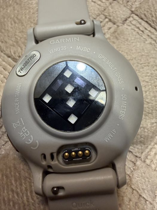 Смарт годинник Garmin Venu 3S. Колір Soft Gold.