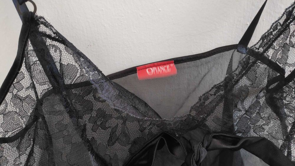 Camisa de Dormir Renda Preta Marca Opiance Tm XS-S