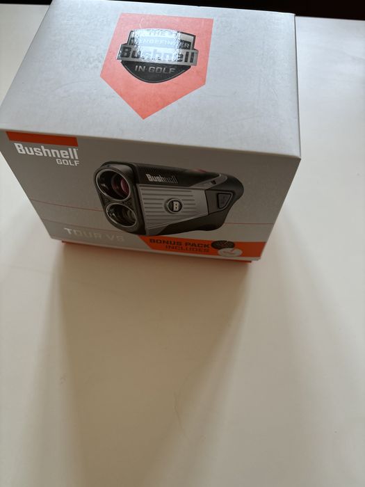 Dalmierz do golfa Bushnell Tour V5