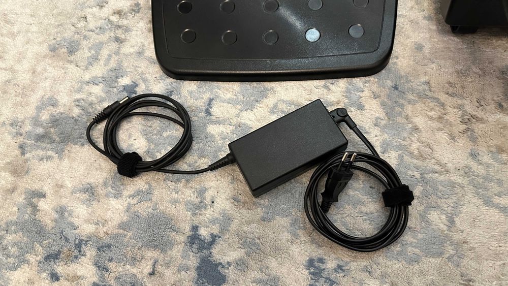 Volante e pedais Logitech G29