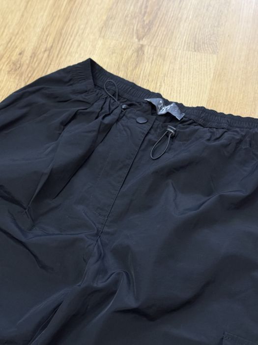 Жіночі штани карго