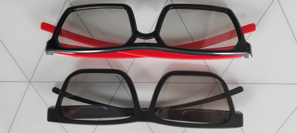 !3d-окуляри, в наявності 2 шт