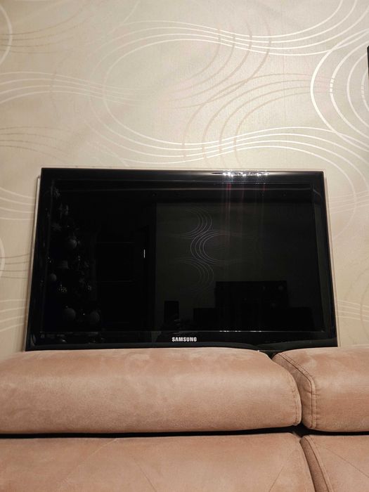 Телевізор Samsung UE32C5100QW