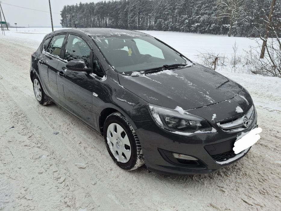 Opel Astra J benzyna po liftingu