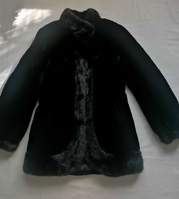 Полушубок мутон з норкою. Новий.