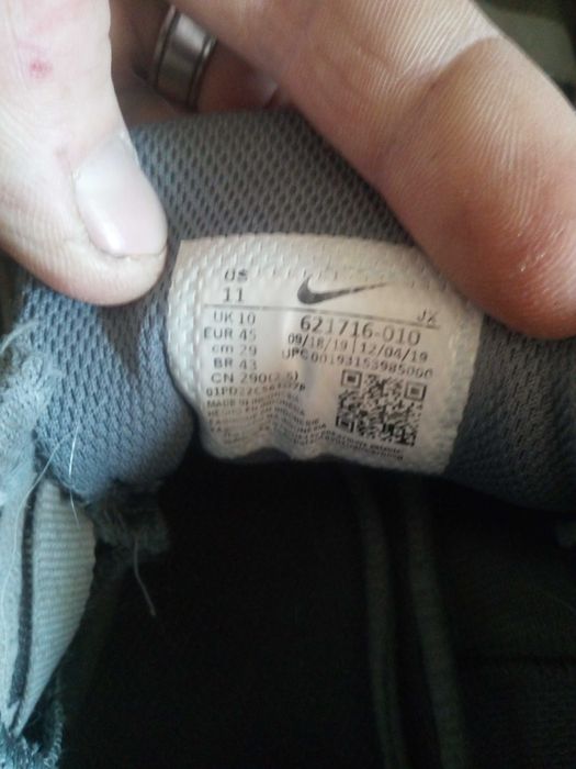 Кросовкі оригінальні,фірмові.Розміри41-42,43-44,45.