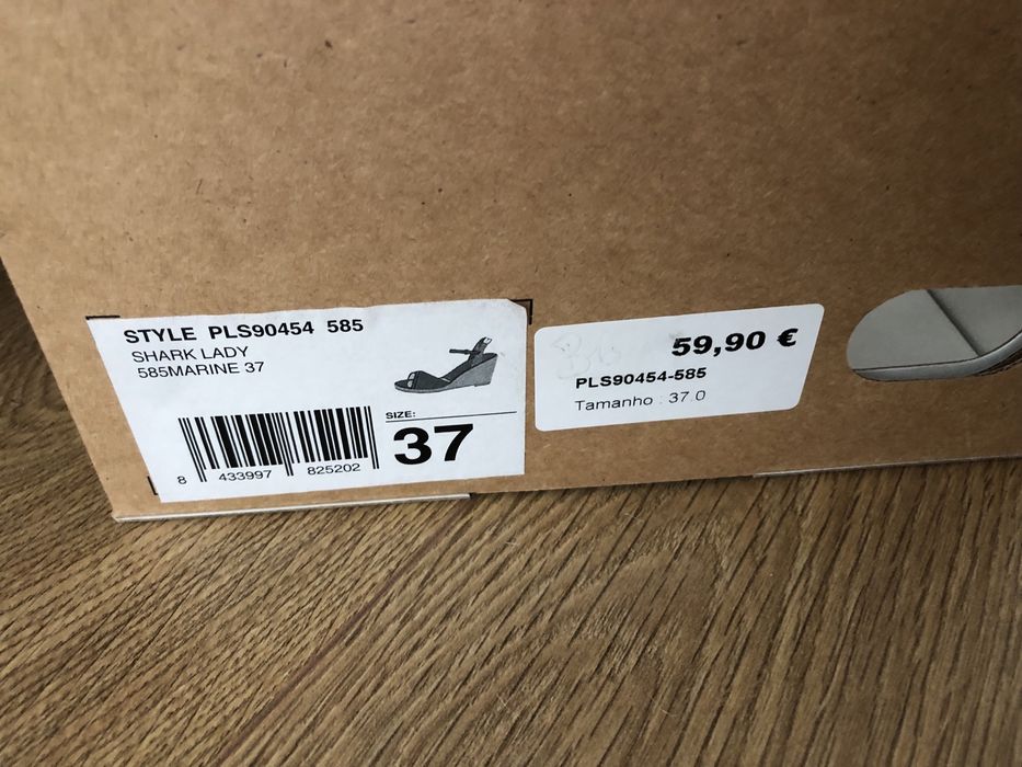 Sandalia nova pepe jeans 37