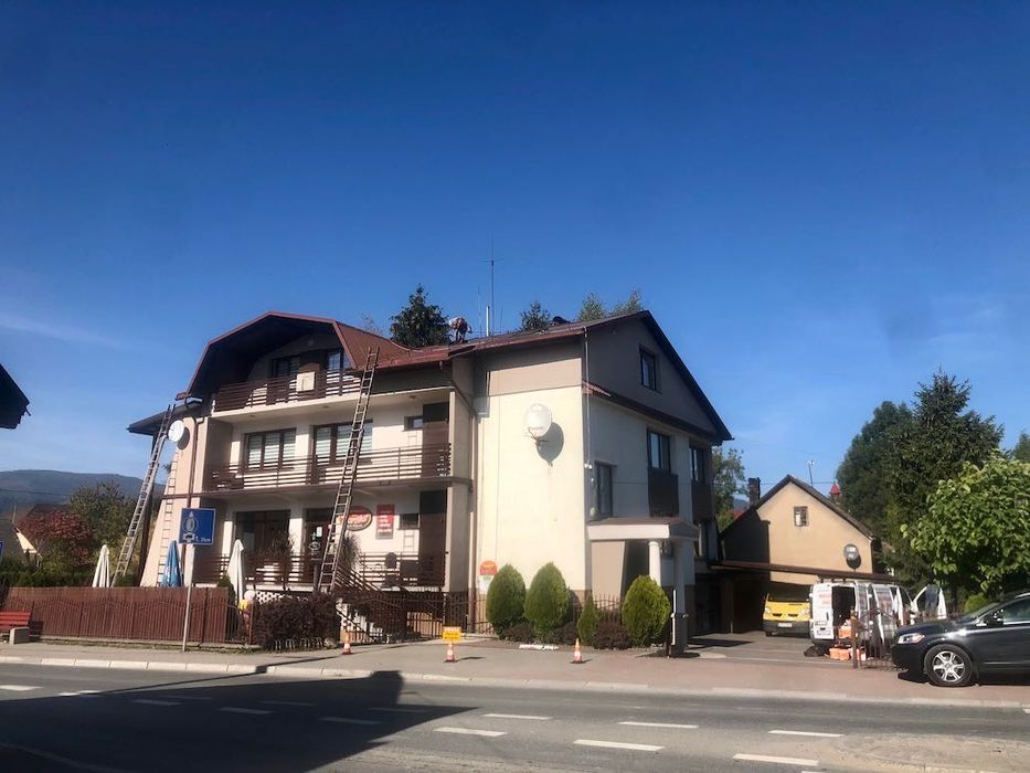 Malowanie dachów, czyszczenie dachówki, malowanie dachów z blachy