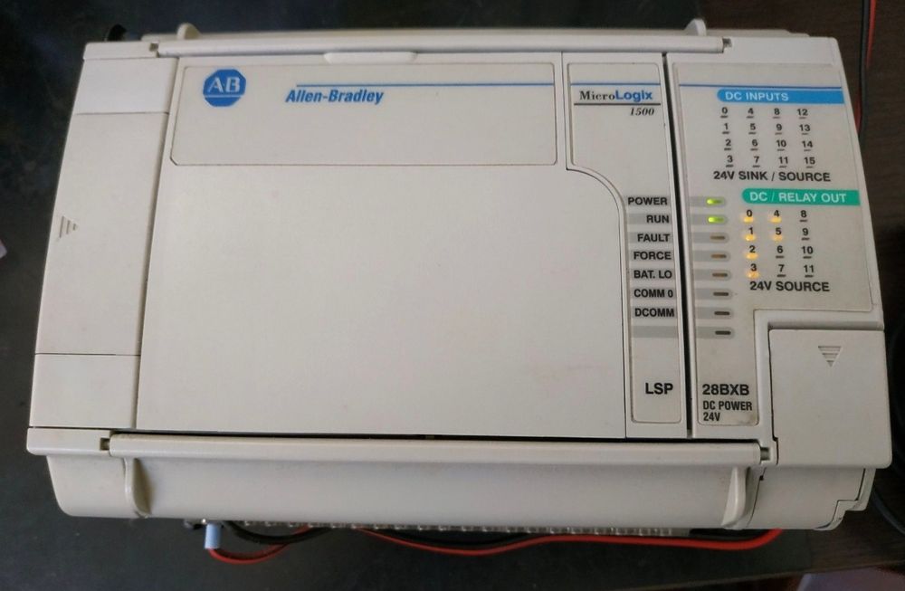 Autómato Allen Bradley PLC Micrologix 1500 como novo