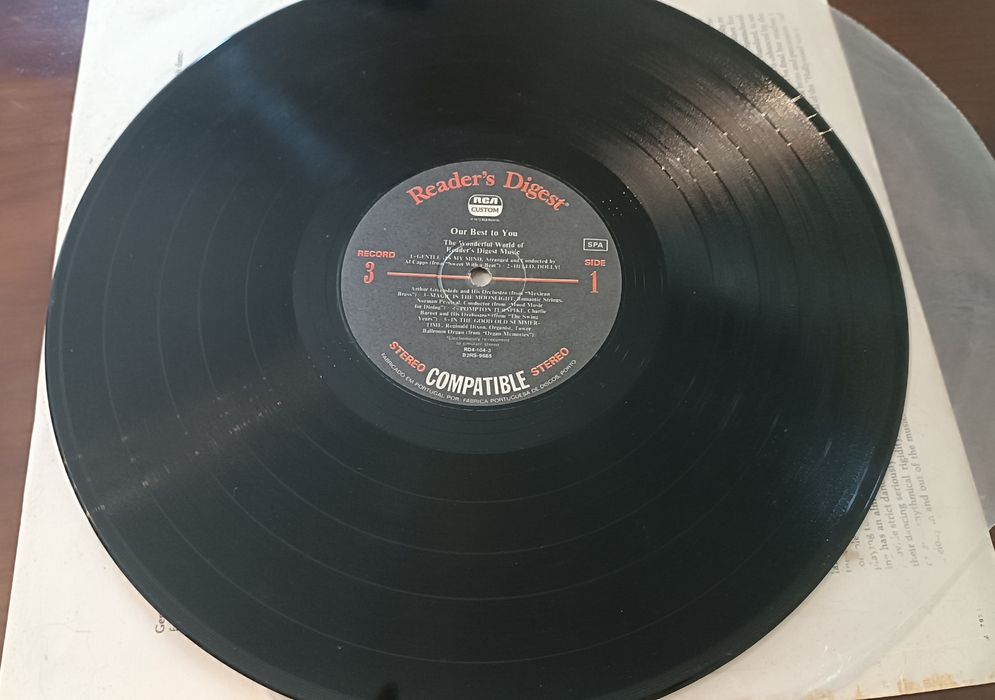 3 Vinis Coletânea " Our Best To You"