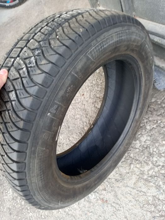 Пара покрышек Kleber всесезон