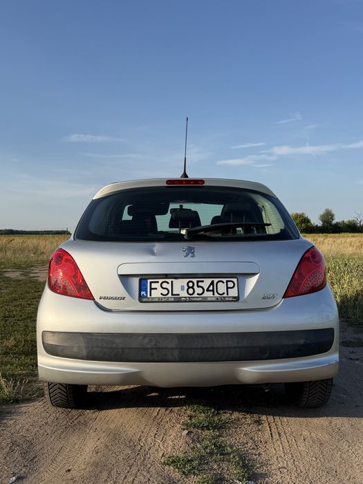 Peugeot 207, 2006 rok
